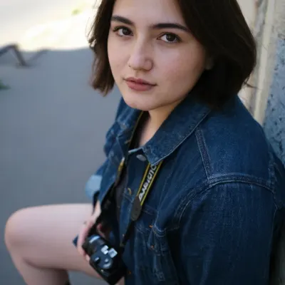 Асель, 21